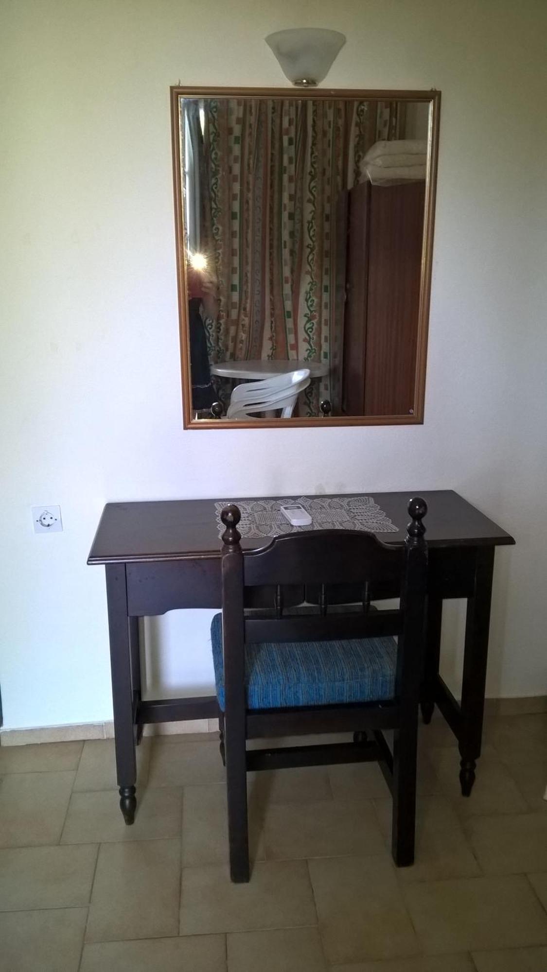 Salvanos Residence Ipsos Pokoj fotografie